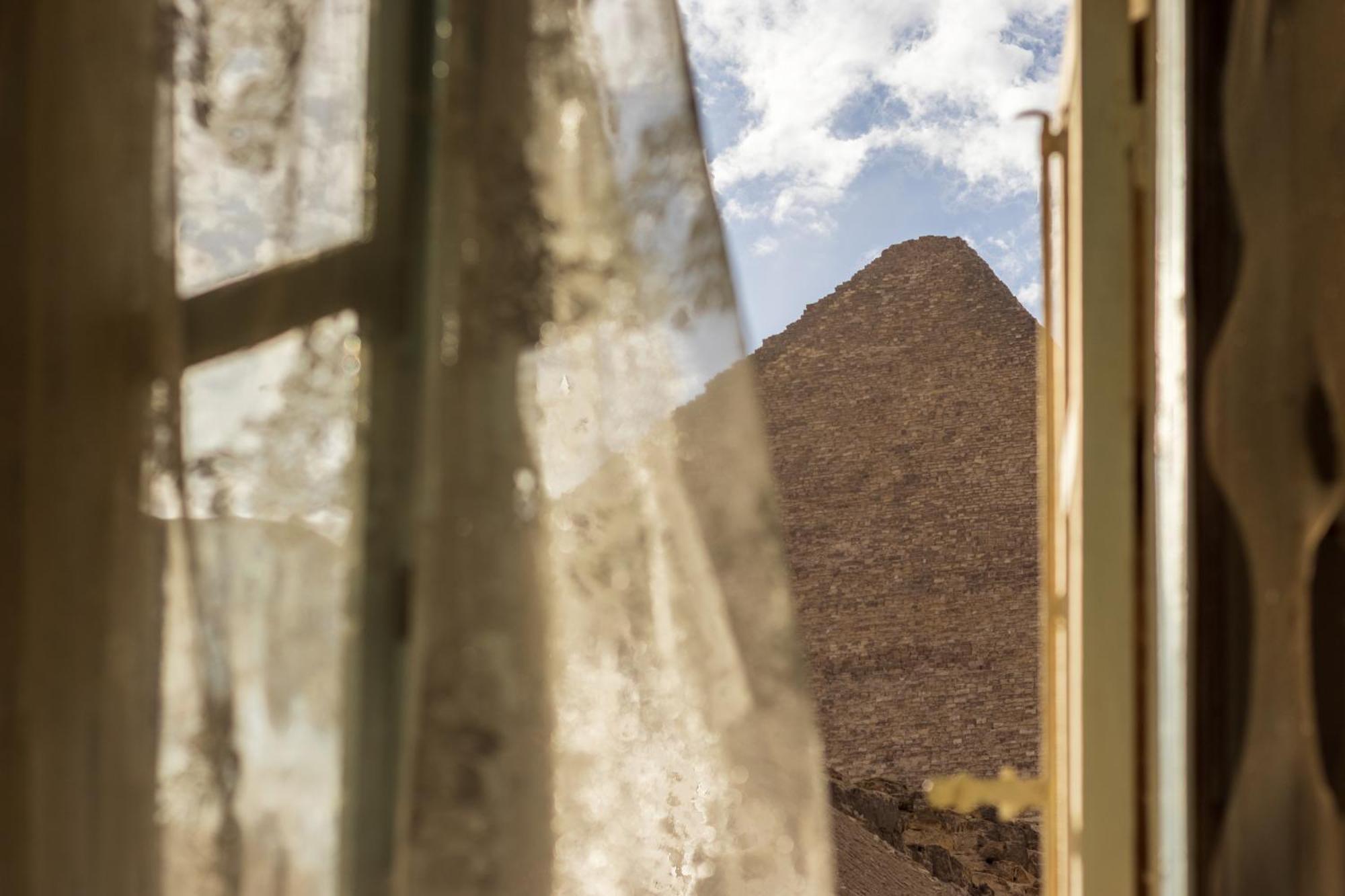 The Grand Pyramids View Hotel Kafret el-Gabal Exteriör bild