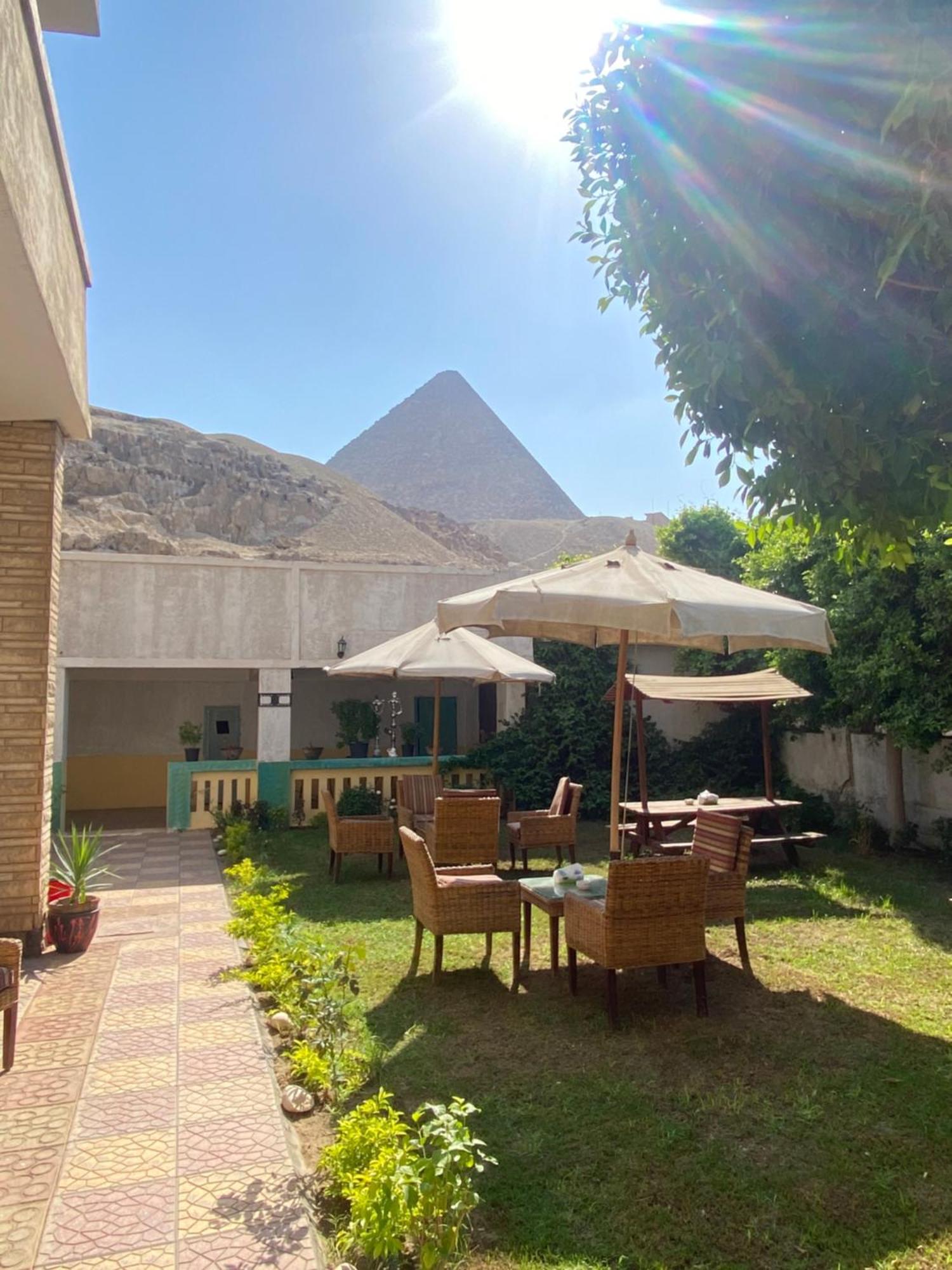 The Grand Pyramids View Hotel Kafret el-Gabal Exteriör bild